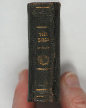 Load image into Gallery viewer, Mills, Alfred. Short History of the Bible and Testament with 48 Neat Engravings. Darton, Harvey and Darton & J. Harris. London. 1810.