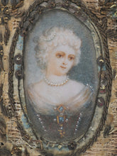 Load image into Gallery viewer, Petit Théâtre de L'Univers, Le. étrennes naturelles, précieuses instructives et amusantes pour l'Année 1782. Langlois. Rue du Petit- Pont, près la rue S. Severin. Paris. [1781].
