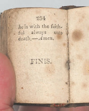 Load image into Gallery viewer, Bible in Miniature or a Concise History of both Testaments. Harris, J. Late Newbery, for Darton &amp; Harvey. London. Circa 1790 according to Bondy or 1807 if you believe Welsh.
