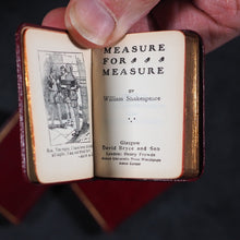 Load image into Gallery viewer, Shakespeare, William. Ellen Terry: Hamlet, Macbeth, Measure for Measure, Othello, Romeo and Juliet. Bryce, David &amp; Son Glasgow. 1905 Five matching volumes.
