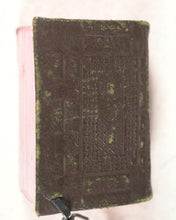 Load image into Gallery viewer, Holy Bible containing the Old and New Testaments [with lectern]. >>MINIATURE BIBLE WITH LECTERN<< Publication Date: 1919 CONDITION: VERY GOOD
