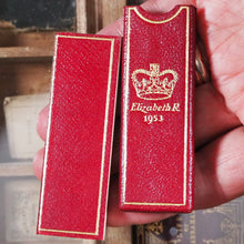 Load image into Gallery viewer, Queen Elizabeth ii. E.R. Coronation Souvenir Memo Book. >>MINIATURE "FINGER" CORONATION SOUVENIR<< Publication Date: 1953 CONDITION: VERY GOOD
