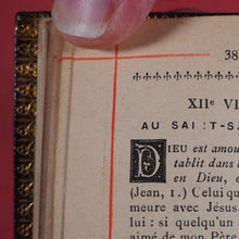 Load image into Gallery viewer, Petites Visites Au Saint-Sacrement Et A La Sainte Vierge. >>FINE MINIATURE BINDING<< Publication Date: 1890 CONDITION: NEAR FINE
