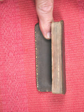 Load image into Gallery viewer, Finger New Testament. New Testament of our Lord and Saviour Jesus Christ: translated out of the original Greek. Oxford University Press. Henry Frowde, Oxford Warehouse, Amen Corner.London. [1891?].
