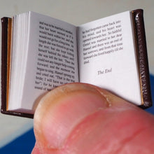 Load image into Gallery viewer, Hansel and Gretel. Andersen, Hans Christian. Publication Date: 1997 CONDITION: NEAR FINE>>MINIATURE BOOK<<
