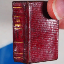 Load image into Gallery viewer, Bible in Miniature or a Concise History of both Testaments. John Harris. London. Circa 1806. >>HUGELY INFLUENTIAL RARE THUMB BIBLE<<
