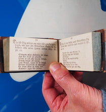 Load image into Gallery viewer, Utwalda bibel sprak med dartill lampeliga werser [Selected languages of the scriptures] >>MINIATURE BOOK<< [Clewberg, Christopher - compiler]. Publication Date: 1812. Condition: Very Good
